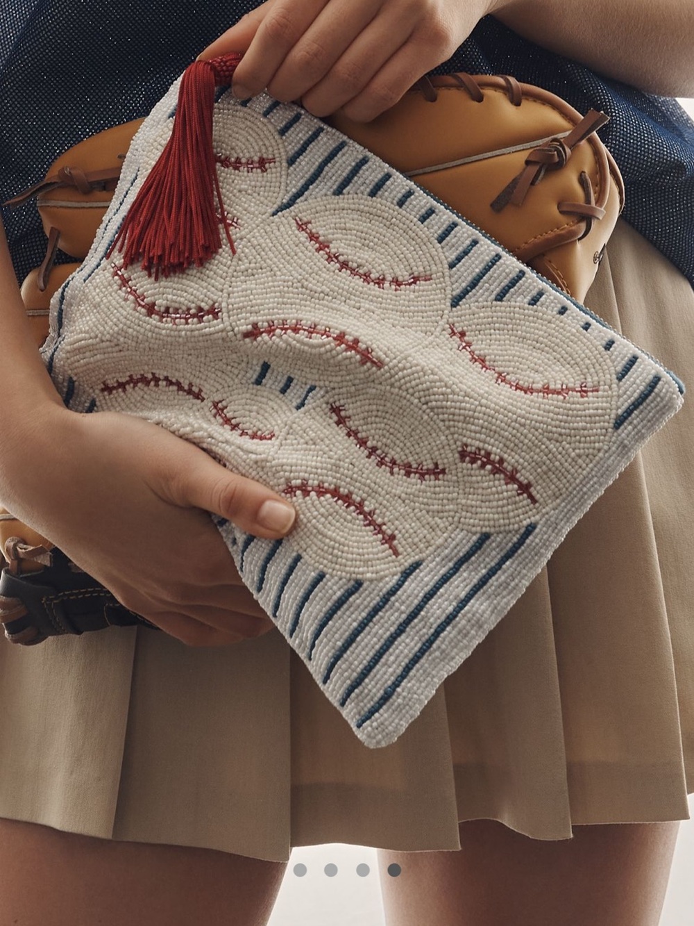 Anthropologie baseball large beaded pouch - Picture 4 of 4
